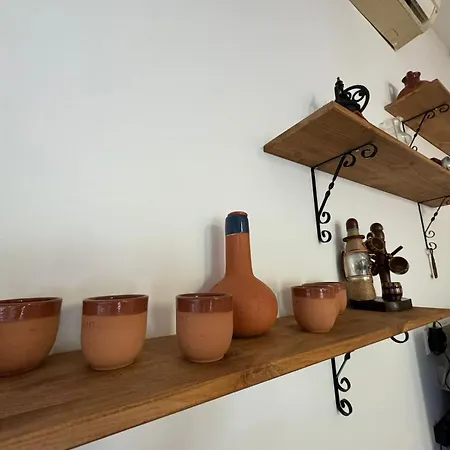 Maria's Paliomylos House