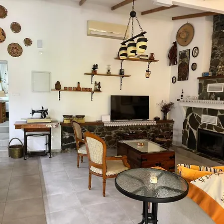 Maria's Paliomylos House * Limassol